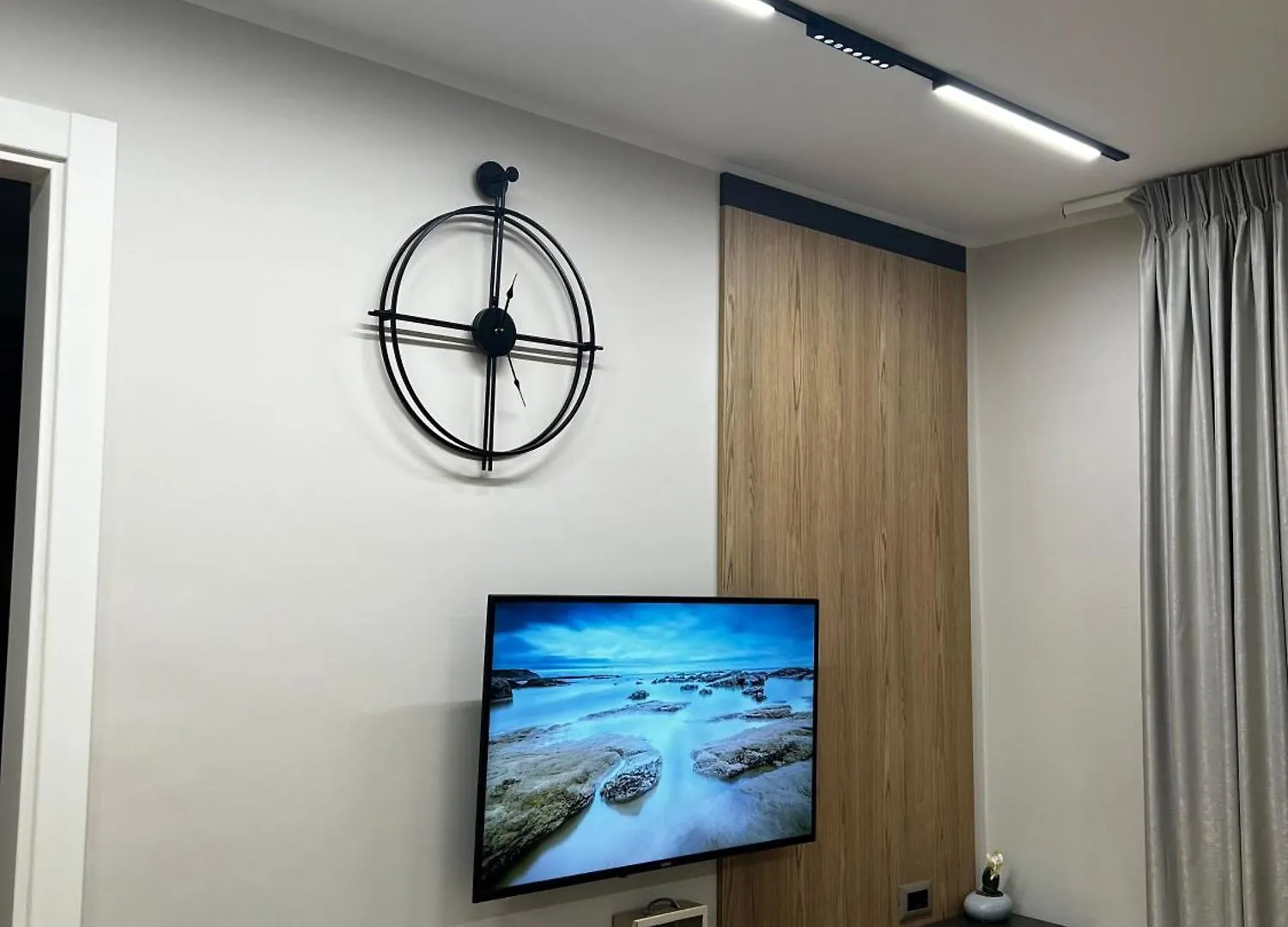 Urban Elderwood Haven Apartamento Tirana 0*,  Albânia