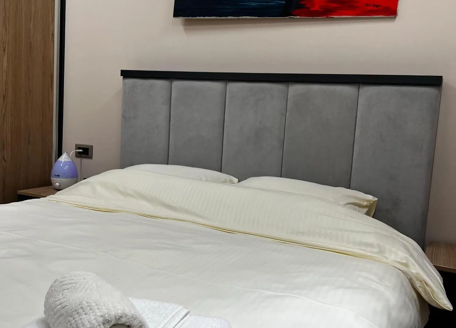 Urban Elderwood Haven Apartamento Tirana