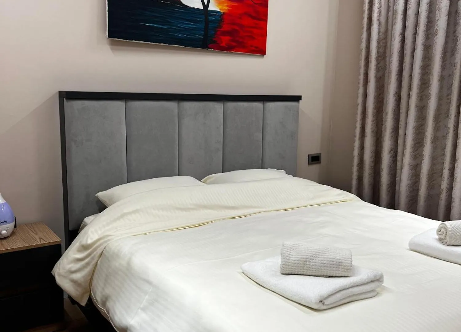 Urban Elderwood Haven Apartamento Tirana